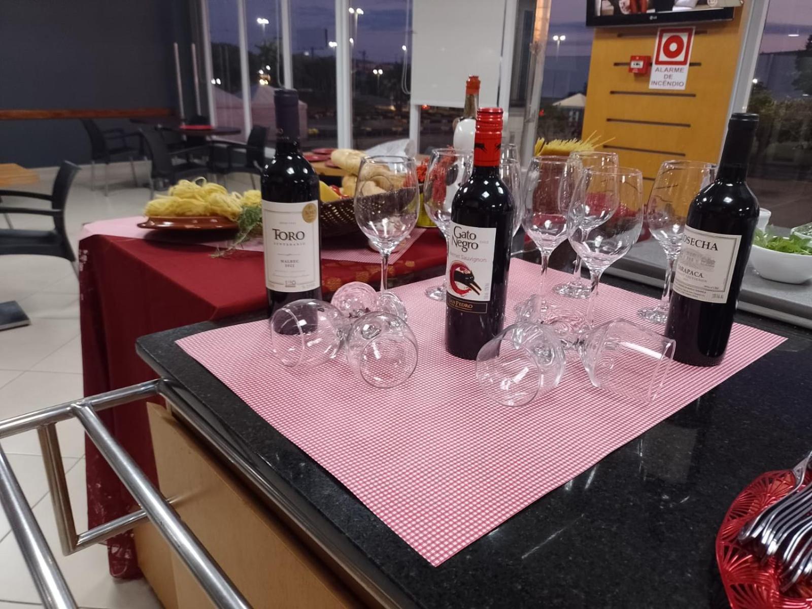 Hotel Ibis Montes Claros Shopping Zewnętrze zdjęcie