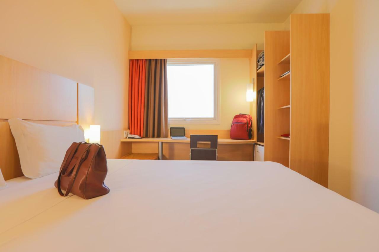 Hotel Ibis Montes Claros Shopping Zewnętrze zdjęcie