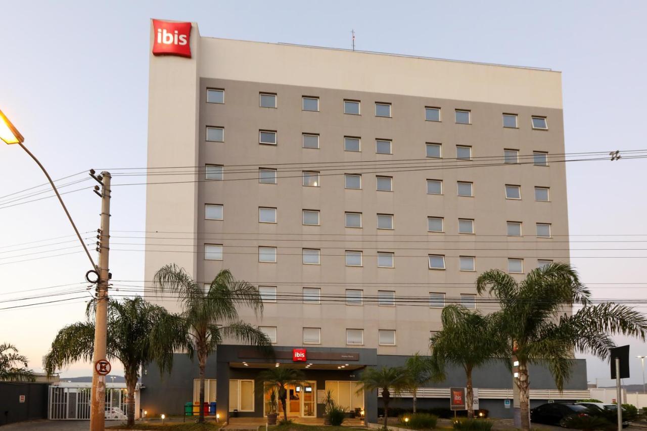 Hotel Ibis Montes Claros Shopping Zewnętrze zdjęcie