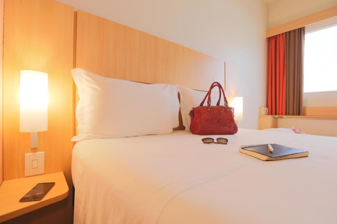 Hotel Ibis Montes Claros Shopping Zewnętrze zdjęcie